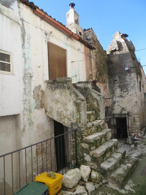 Case Vacanza Al Borgo Antico Вико дел Гаргано Стая снимка