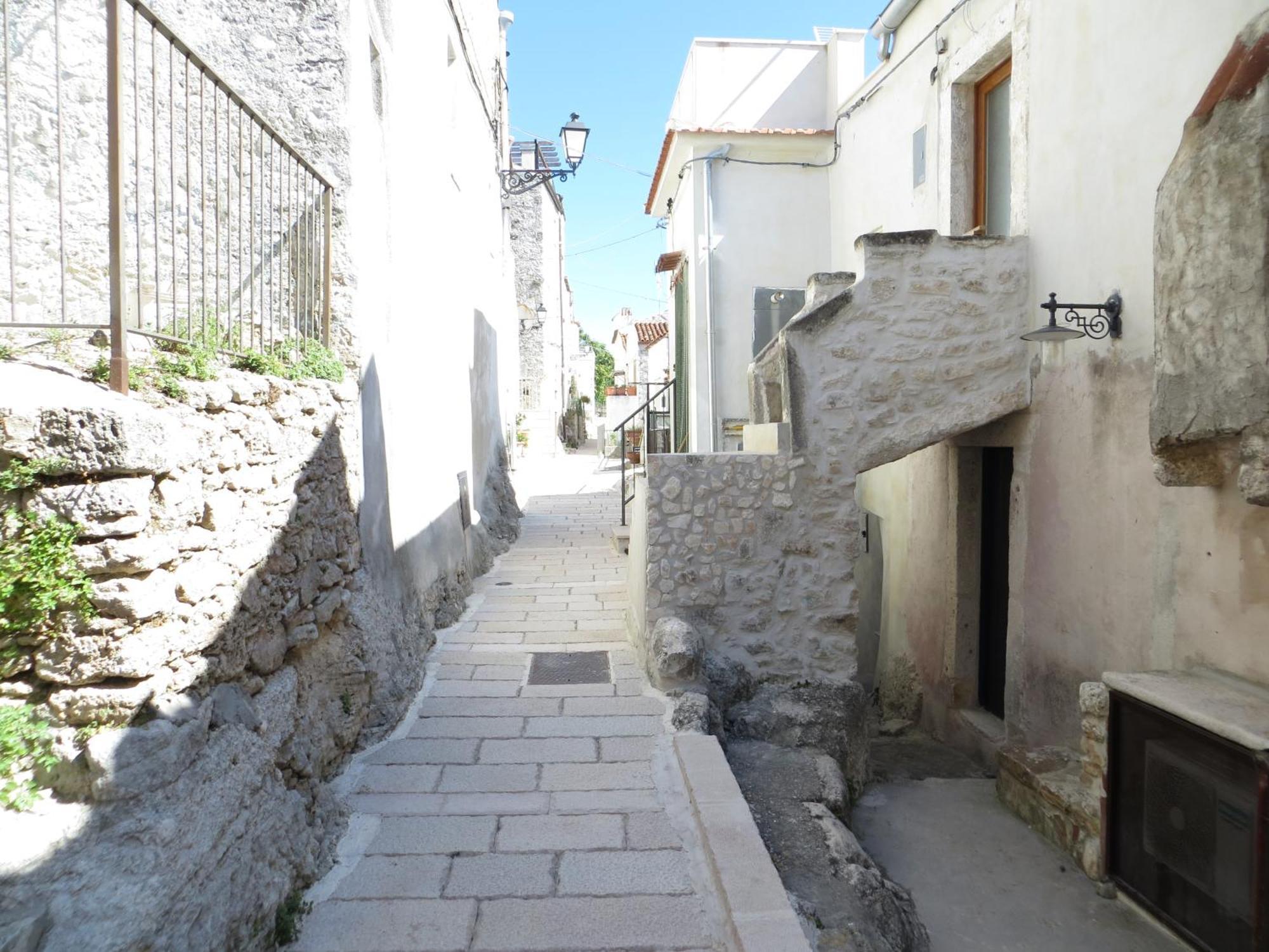 Case Vacanza Al Borgo Antico Вико дел Гаргано Екстериор снимка