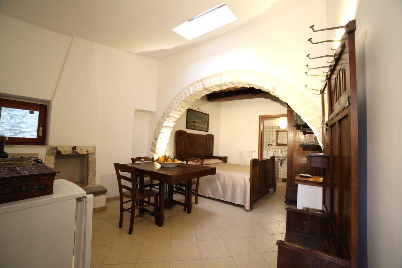 Case Vacanza Al Borgo Antico Вико дел Гаргано Екстериор снимка