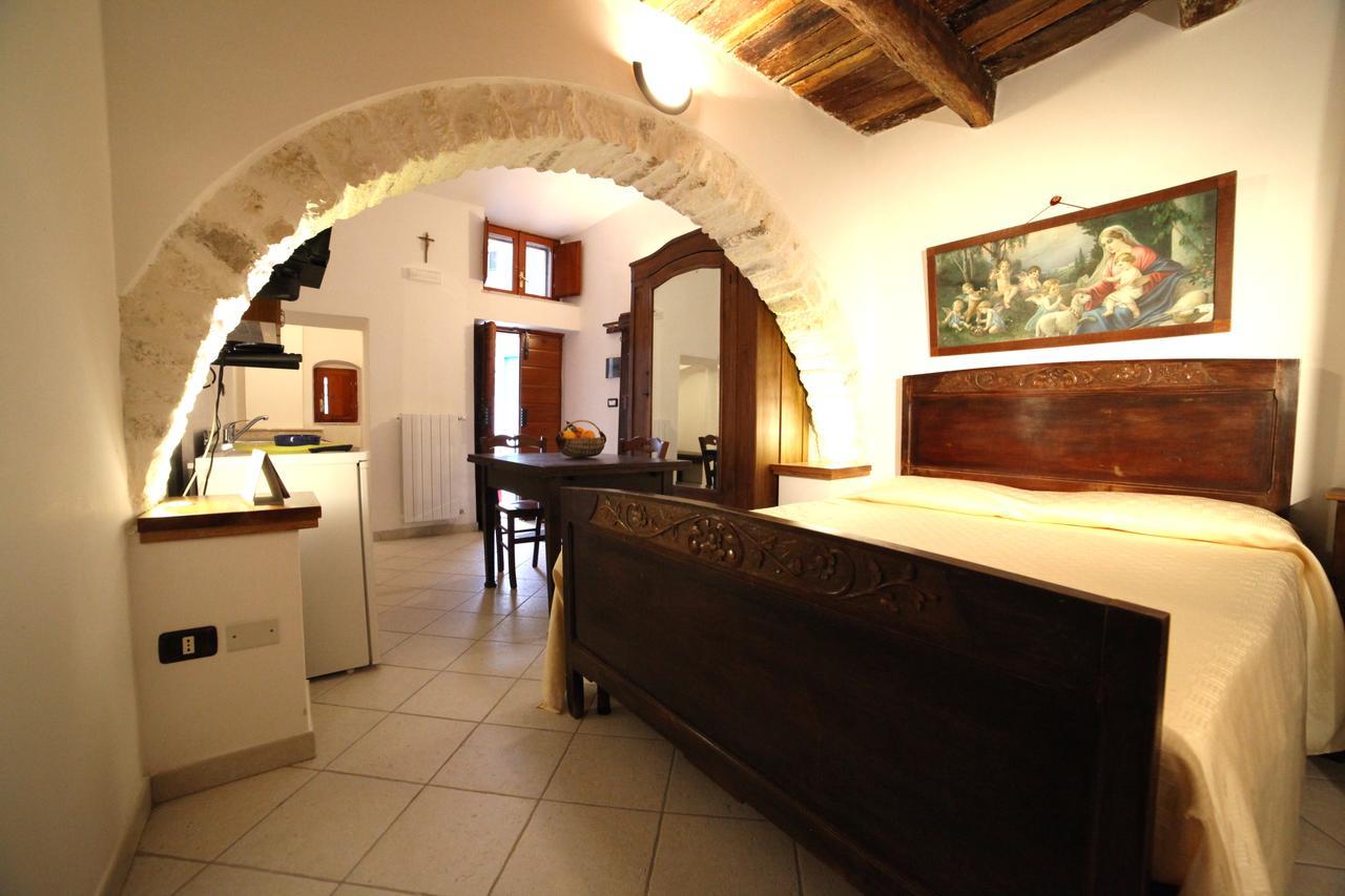 Case Vacanza Al Borgo Antico Вико дел Гаргано Екстериор снимка
